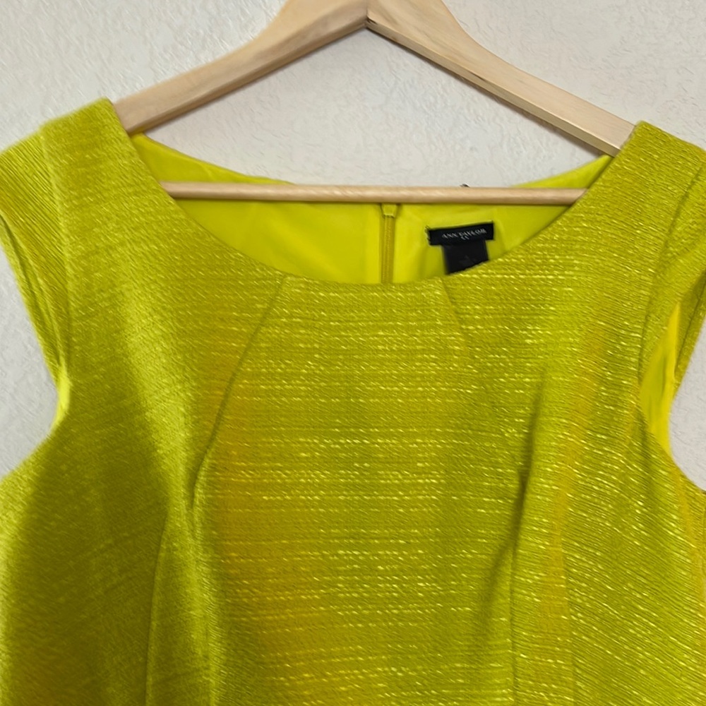 Size 4 Ann Taylor dress.